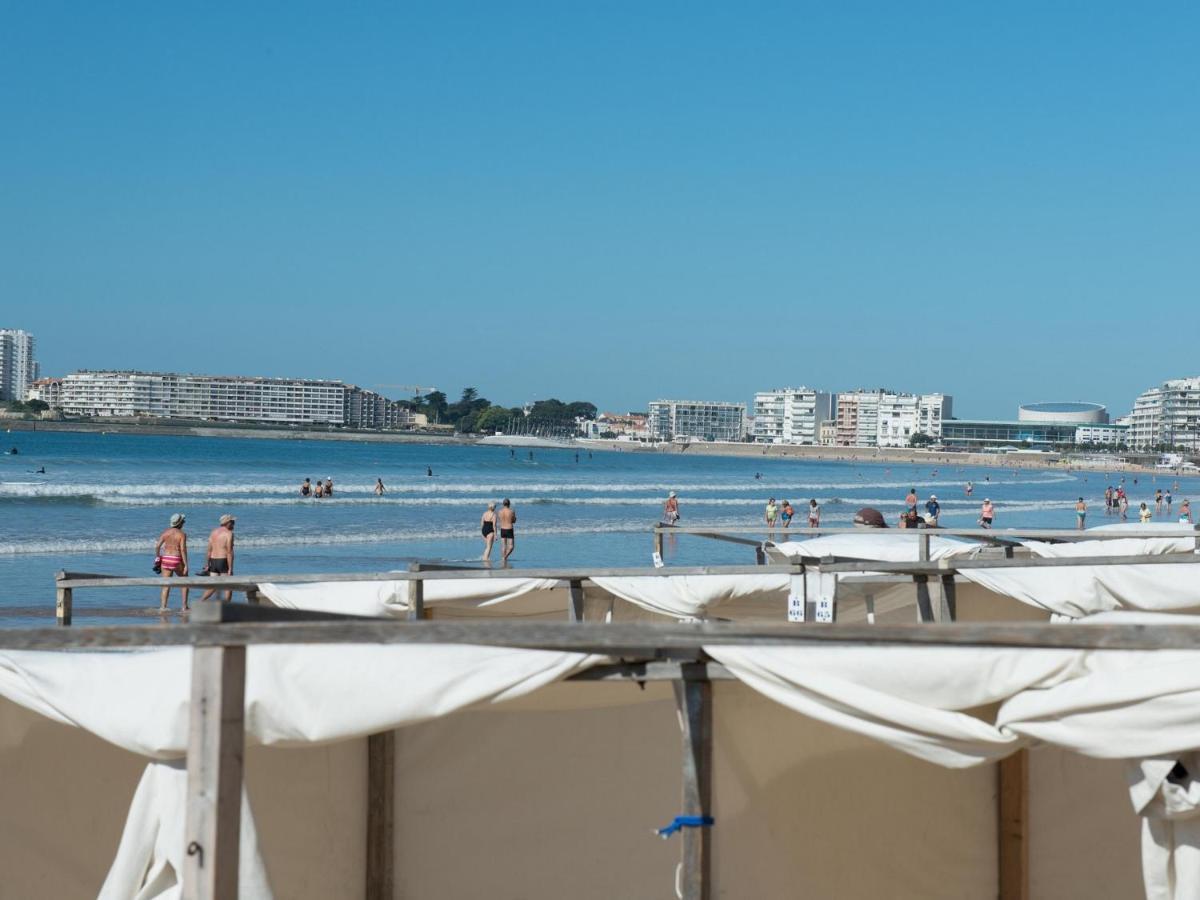Appartement T2 Face Plage Avec Balcon, Cuisine Equipee Et Tv - Fr-1-92-908 Les Sables-d'Olonne Bagian luar foto