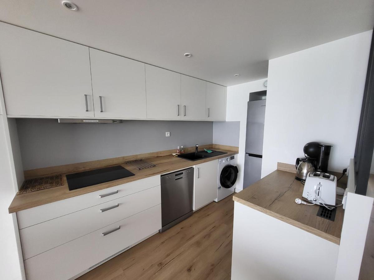 Appartement T2 Face Plage Avec Balcon, Cuisine Equipee Et Tv - Fr-1-92-908 Les Sables-d'Olonne Bagian luar foto