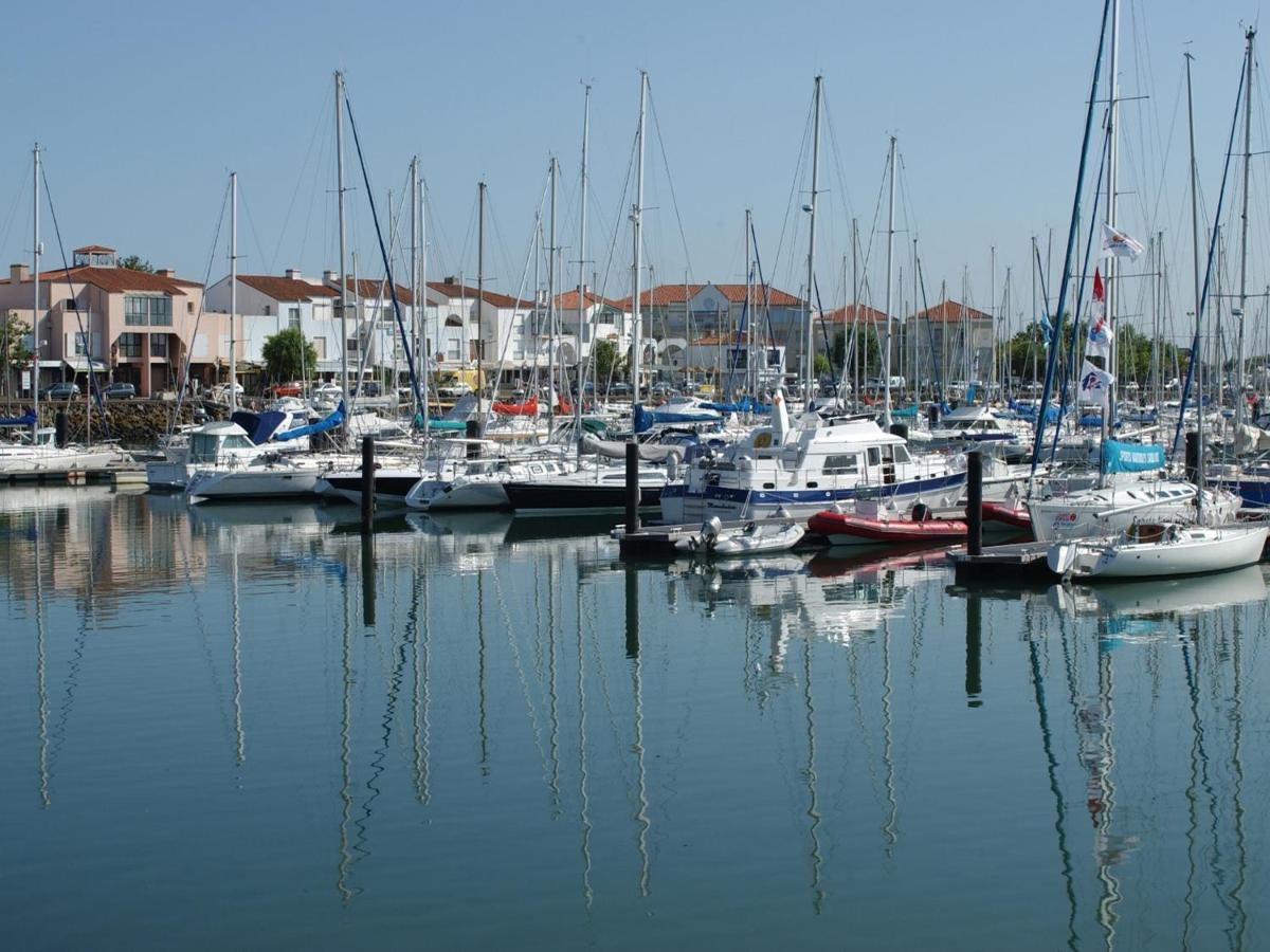 Appartement T2 Face Plage Avec Balcon, Cuisine Equipee Et Tv - Fr-1-92-908 Les Sables-d'Olonne Bagian luar foto